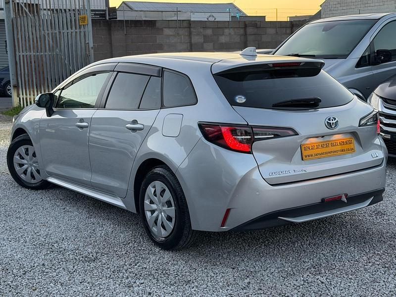 Used Toyota Corolla 2020 Silver Estate