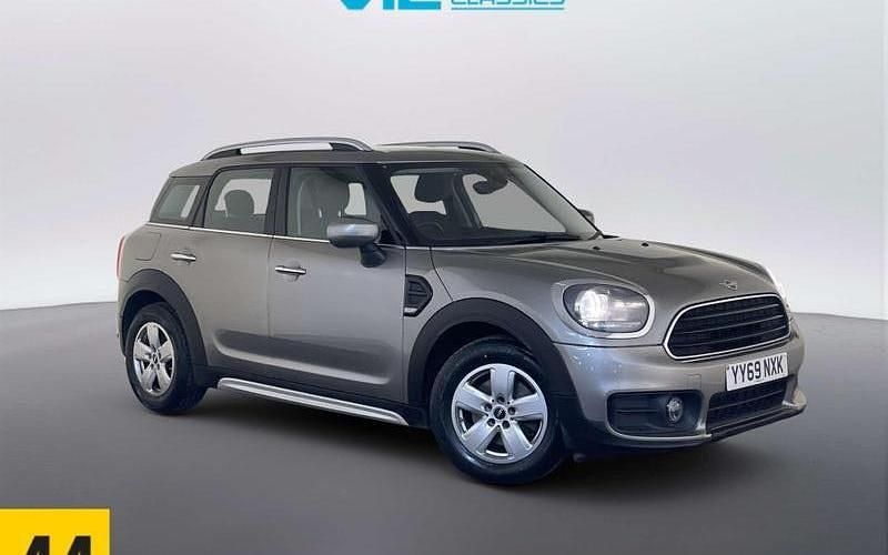 Używany Mini Cooper D Classic 150 KM (110 kW) 2020 Hatchback