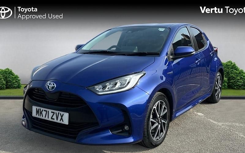 Used Toyota Yaris Hybrid Design 116 HP (85 kW) 2026 Hatchback