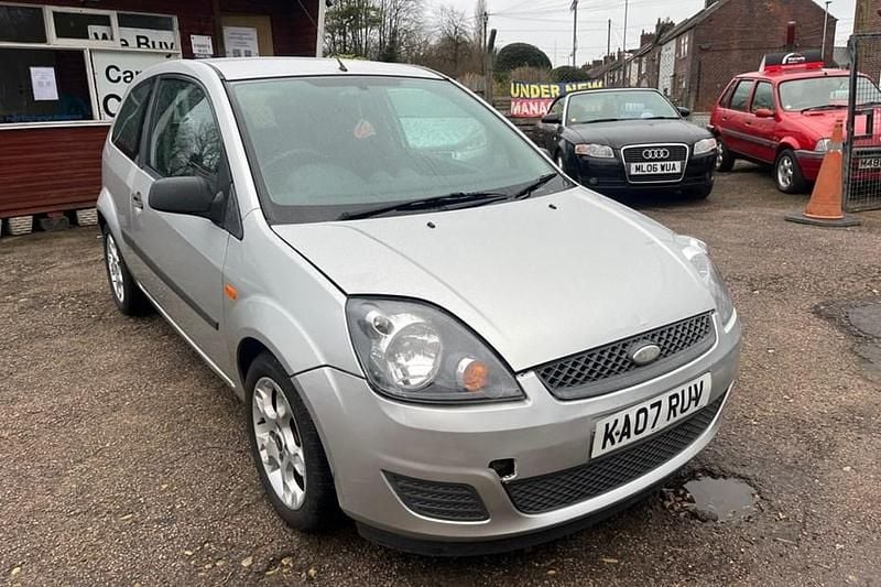 Used Ford Fiesta Style 2007 Silver Hatchback