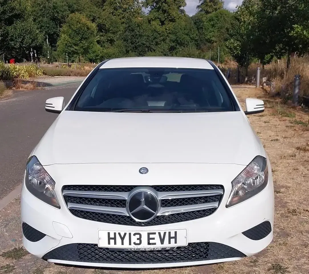 Used Mercedes A180 107 HP (78 kW) 2013 White Hatchback
