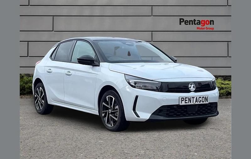 Used Vauxhall Corsa 99 HP (72 kW) 2026 White Hatchback