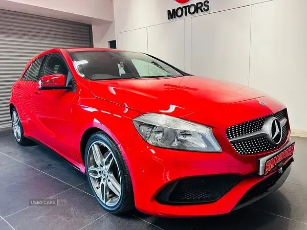 Used Mercedes A180 Executive 109 HP (80 kW) 2017 Red Hatchback