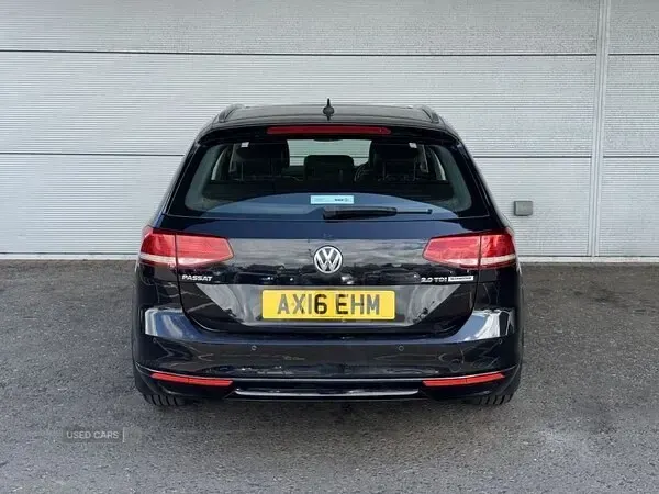 Used VW Passat Business 150 HP (110 kW) 2016 Black Estate