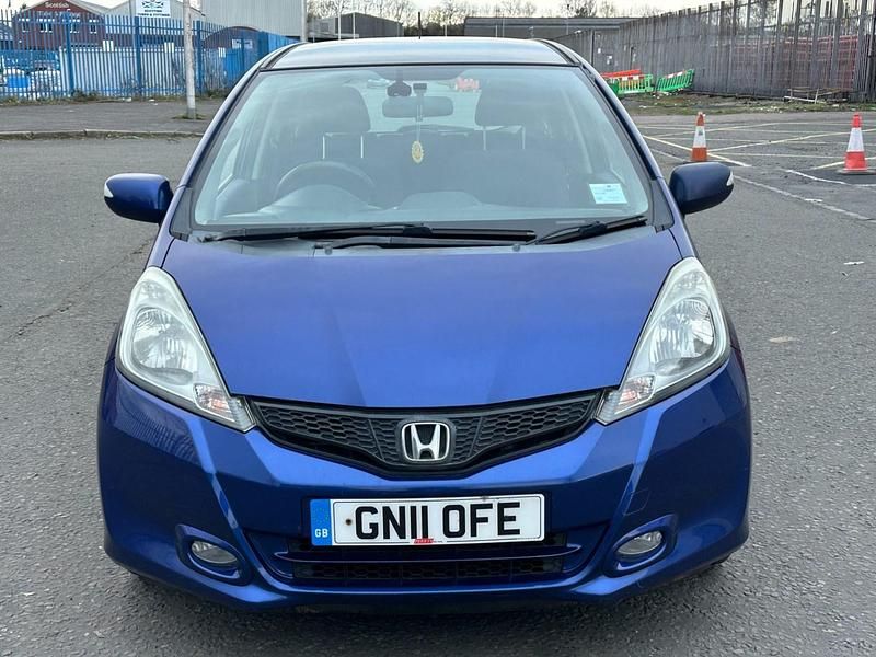 Begagnad Honda Jazz EX 100 HK (73 kW) 2011 Blå Halvkombi