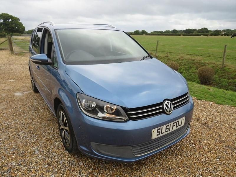 Used VW Touran SE 105 HP (77 kW) 2011 Blue MPV