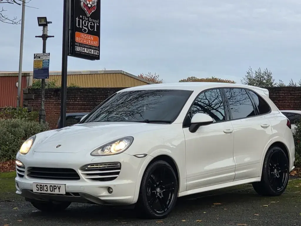 Usado Porsche Cayenne 245 CV (180 kW) 2013 Blanco SUV