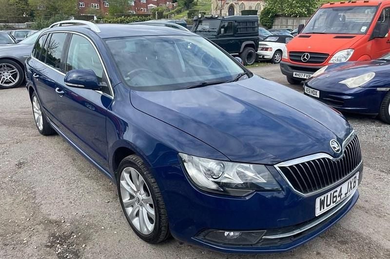 Blue Used 2014 Skoda Superb Business Line Estate | £3,999 (Good price) - Image 1/1