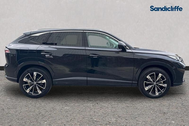 Used MG HS Trophy 224 HP (164 kW) 2024 Metallic  black pearl SUV