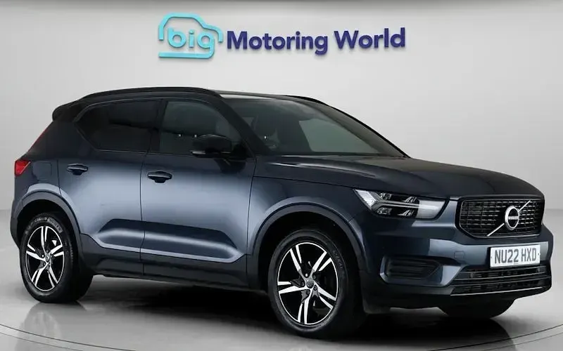 Usado Volvo XC40 R-Design 163 HP (119 kW) 2021 SUV