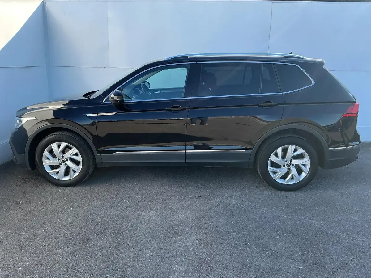 Used VW Tiguan Allspace S 150 HP (110 kW) 2022 Black SUV