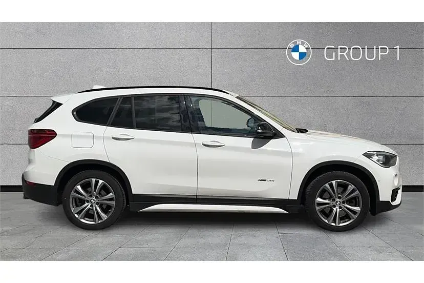 Używany BMW X1 Sport Line 192 KM (141 kW) 2015 Biały SUV