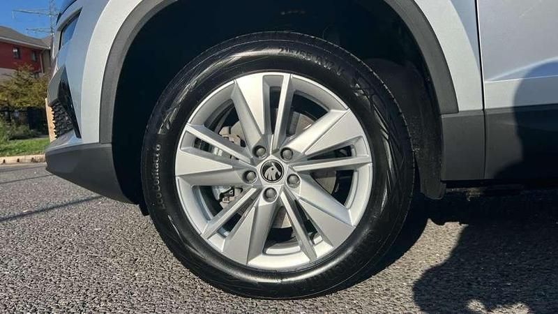 New Skoda Karoq SE 150 HP (110 kW) 2025 Brilliant silver metallic SUV