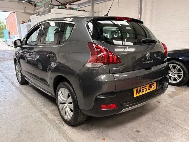 Used Peugeot 3008 Active 120 HP (88 kW) 2015 Grey Estate