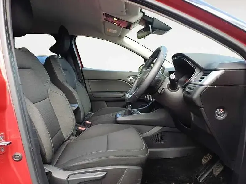 Used Renault Captur Iconic 100 HP (73 kW) 2020 Red/black SUV