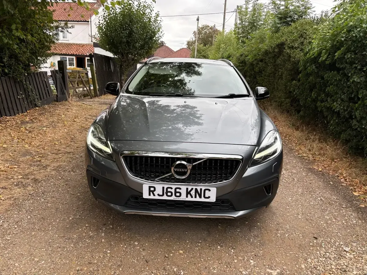 Used Volvo V40 Pro 2016 Grey Hatchback