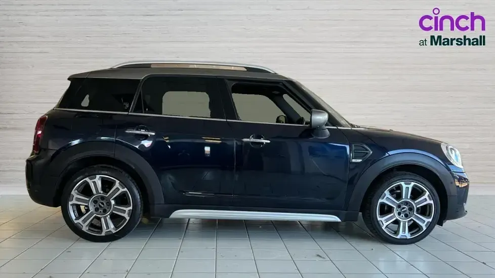 Used Mini Cooper Countryman Exclusive 136 HP (100 kW) 2023 Black SUV