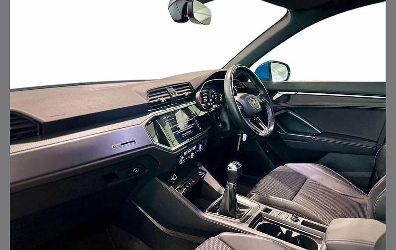 Used Audi Q3 S-Line 148 HP (108 kW) 2021 Blue SUV