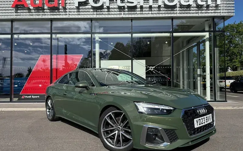 Usado Audi A5 S-Line 150 HP (110 kW) 2024 Coupé