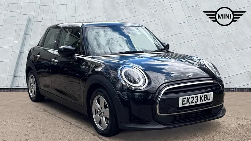 Used Mini Cooper Classic 134 HP (98 kW) 2023 Black Hatchback