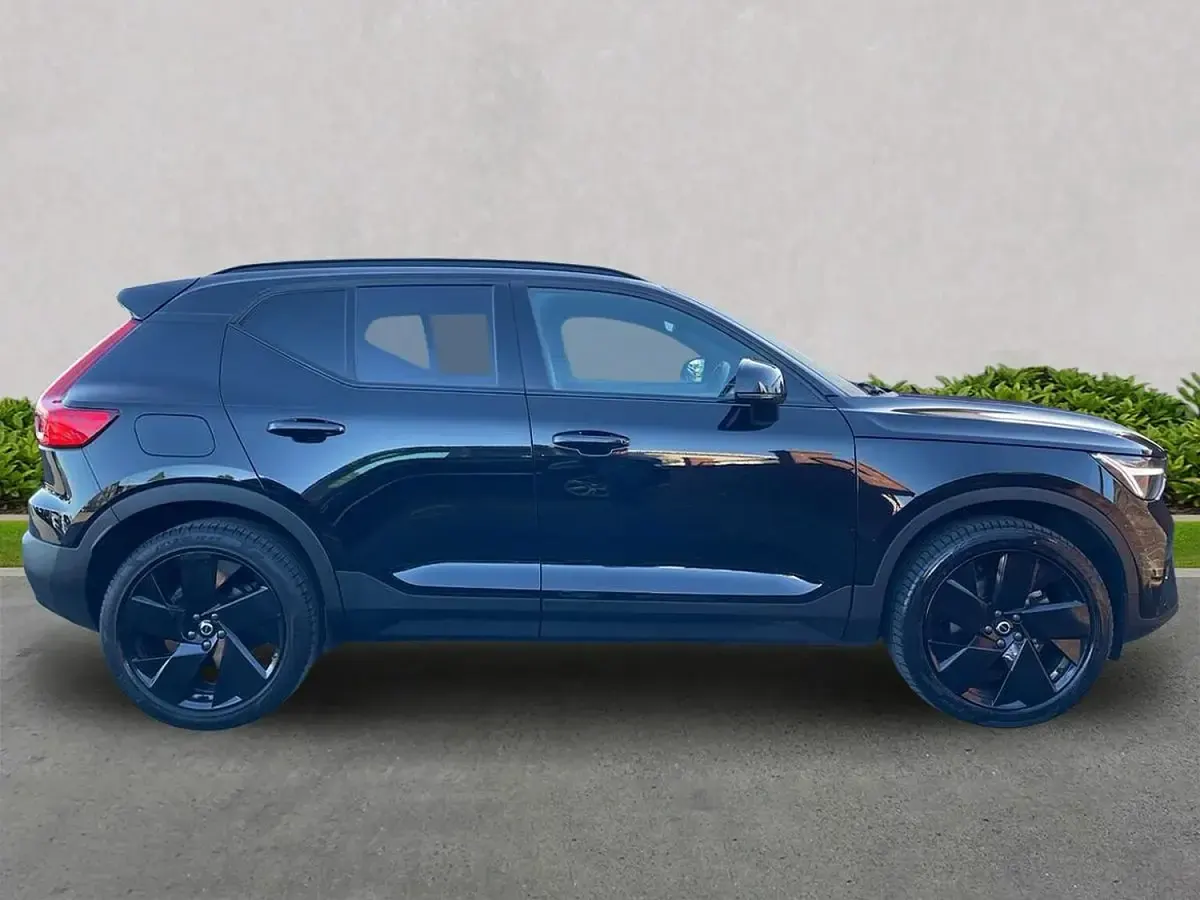 Used Volvo XC40 Plus 2025 Black SUV