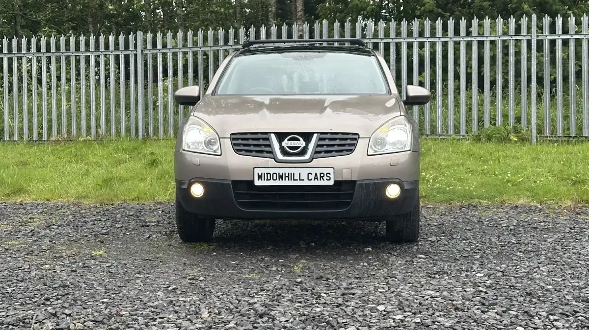 Used Nissan Qashqai Tekna 141 HP (103 kW) 2007 Beige SUV