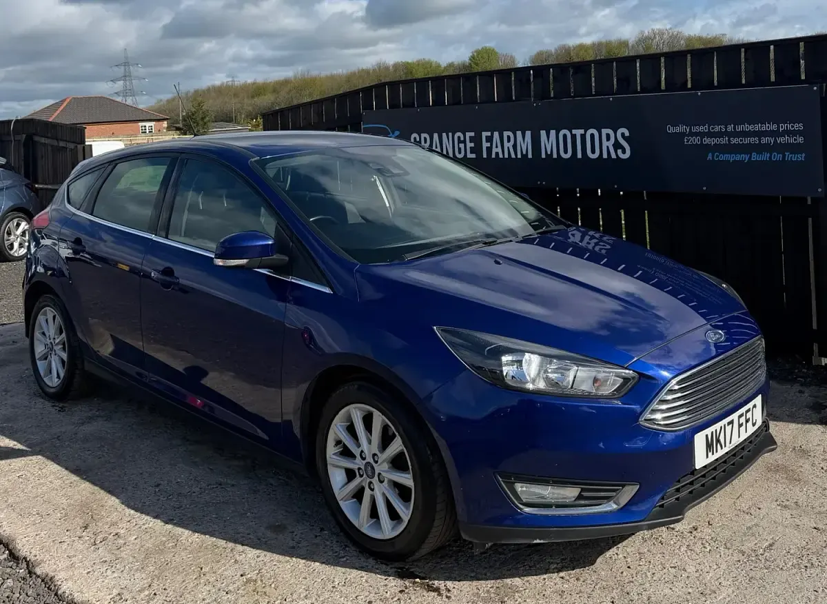 Used Ford Focus Titanium 2017 Blue Hatchback