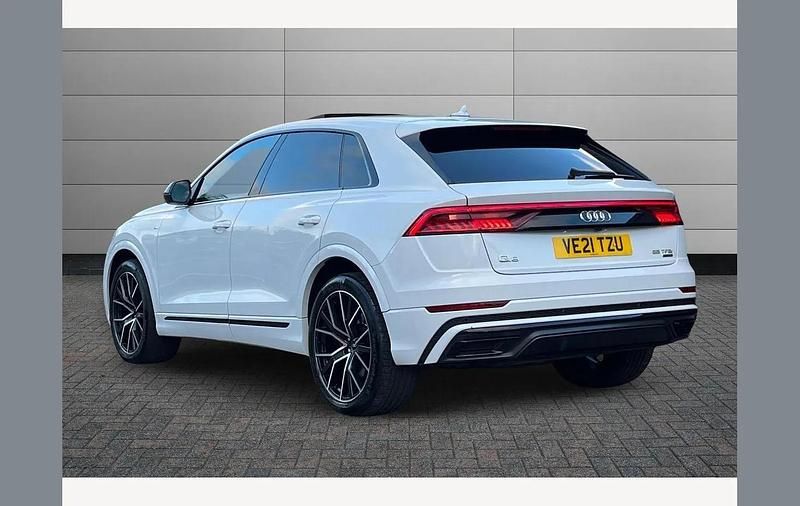 Used Audi Q8 Comfort 340 HP (250 kW) 2021 White SUV