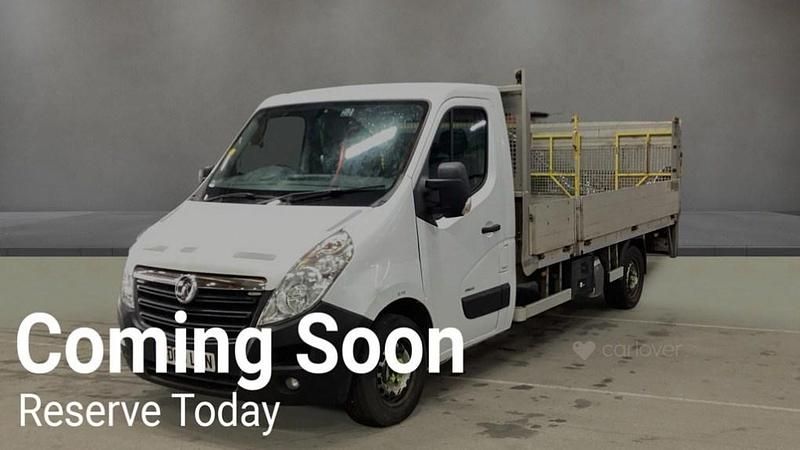 Used Vauxhall Movano 130 HP (95 kW) 2018 White MPV