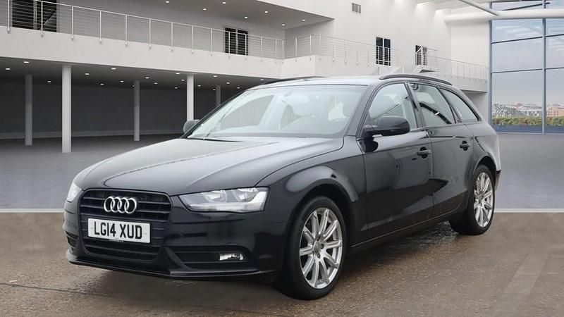 Used Audi A4 Advanced 150 HP (110 kW) 2014 Phantom black Estate