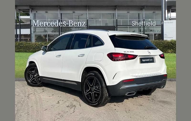 Used Mercedes GLA200 Executive 161 HP (118 kW) 2025 White SUV