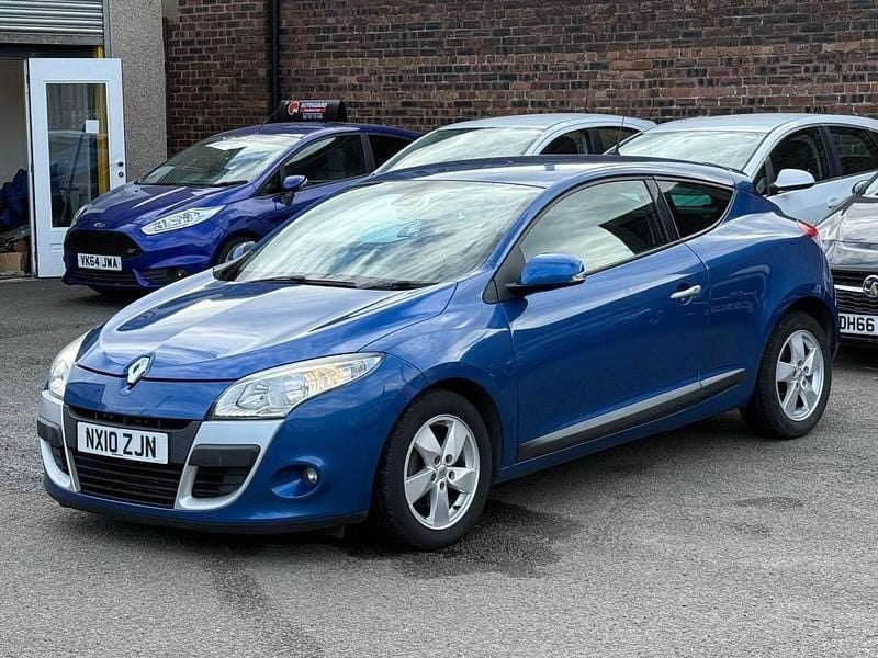 Blue Used 2010 Renault Mégane Coupé Dynamique Coupe | £1,895 (Fair price) - Image 1/4