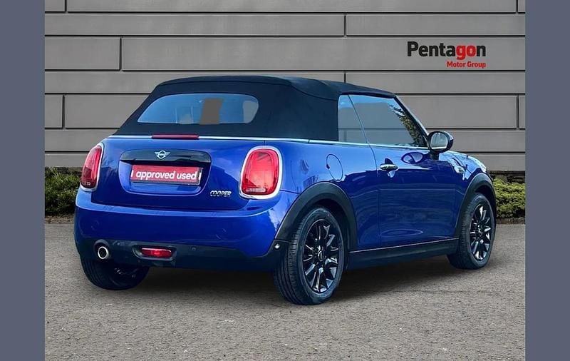 Used Mini Cooper Cabriolet Classic 134 HP (98 kW) 2019 Blue Cabriolet