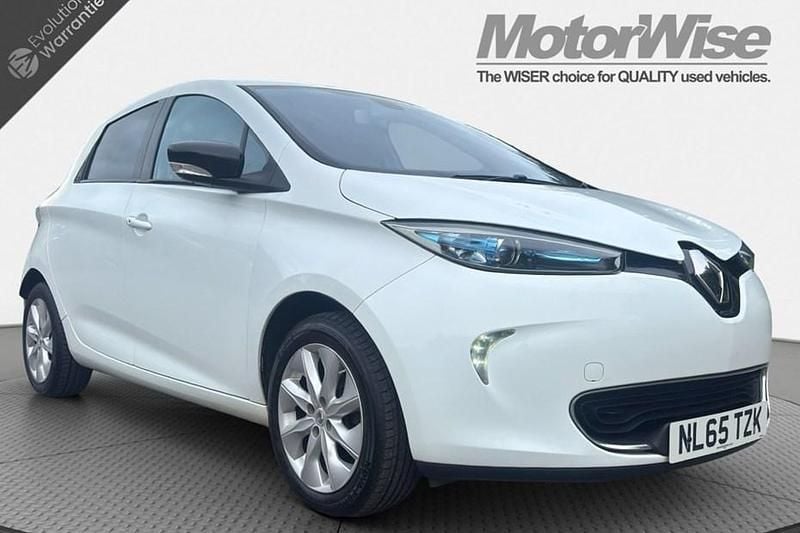 White Used 2015 Renault Zoe Dynamique Hatchback | £3,495 (Super price) - Image 1/1