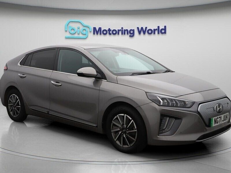 Grey Used 2022 Hyundai Ioniq 6 Premium SE Sedan | £12,100 (Good price) - Image 1/4