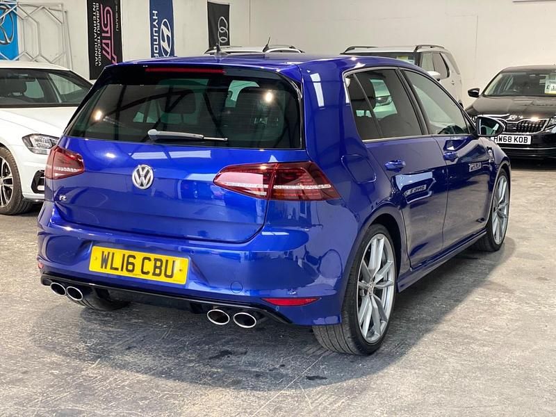 Begagnad VW Golf VII R 2016 Blå Halvkombi