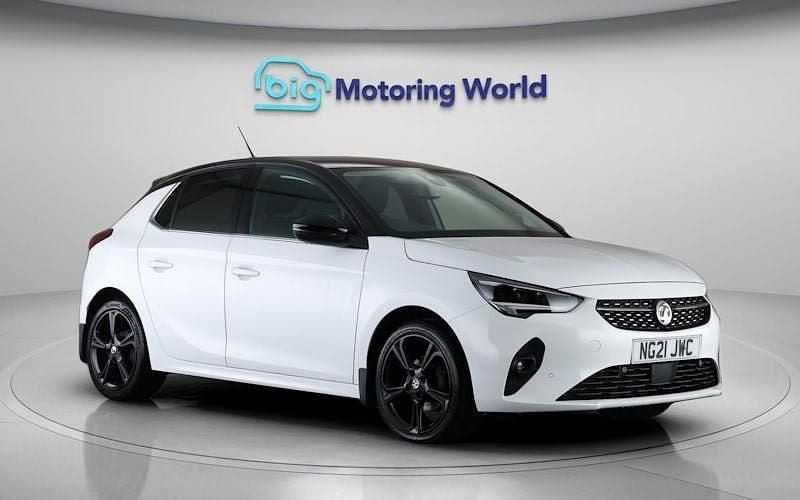 Used Vauxhall Corsa Edition 75 HP (55 kW) 2021 White Hatchback