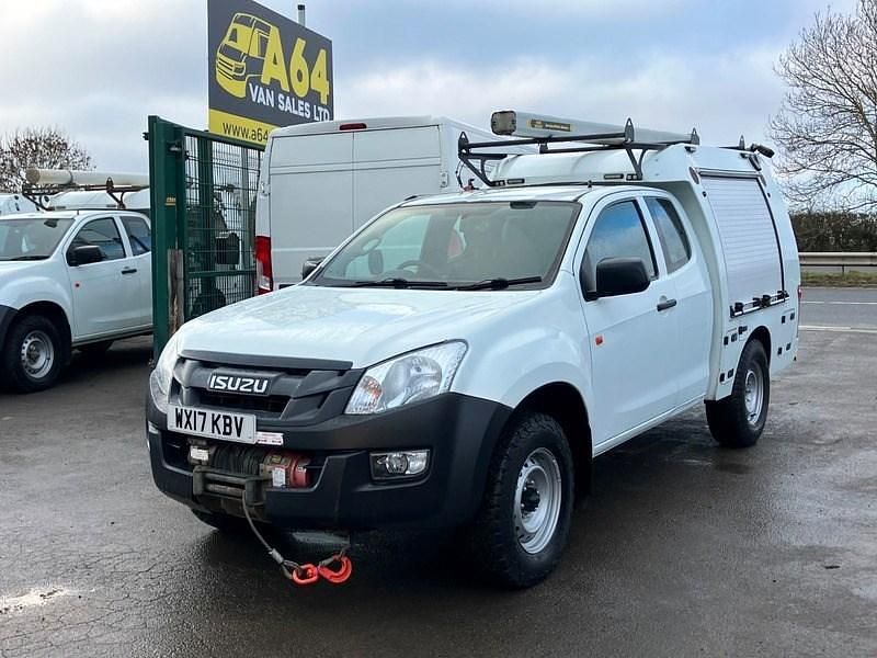 Used Isuzu D-Max 160 HP (117 kW) 2017 White