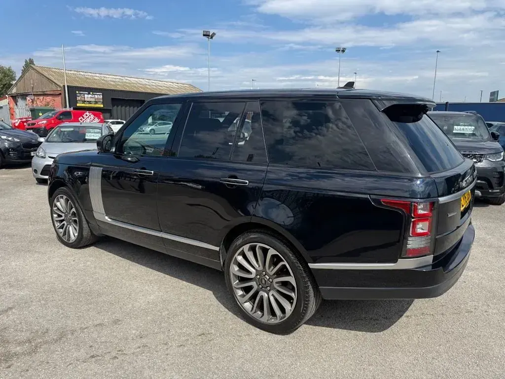 Used Land Rover Range Rover Autobiography 339 HP (249 kW) 2016 Black SUV