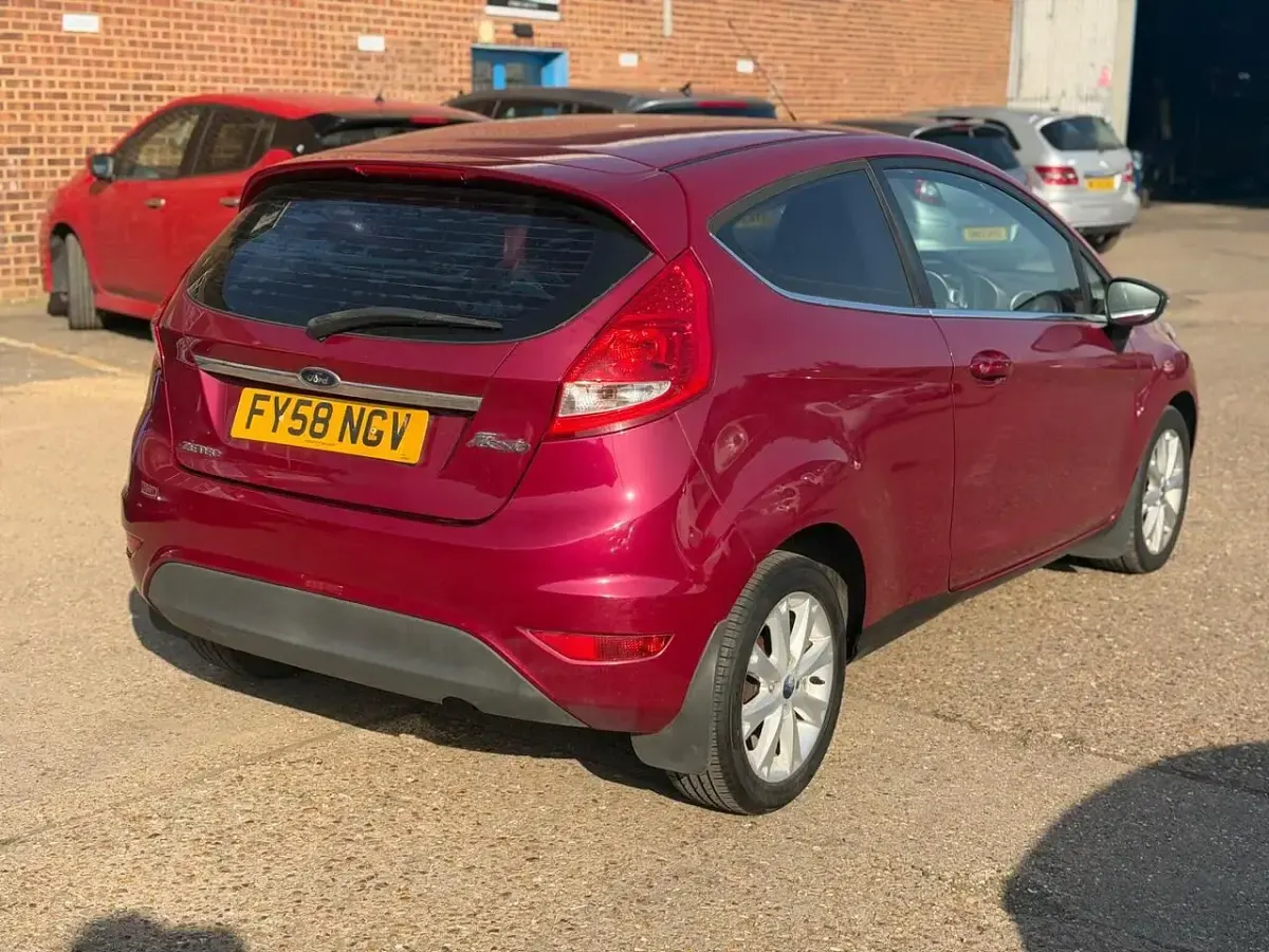 Used Ford Fiesta Zetec 2008 Red Hatchback