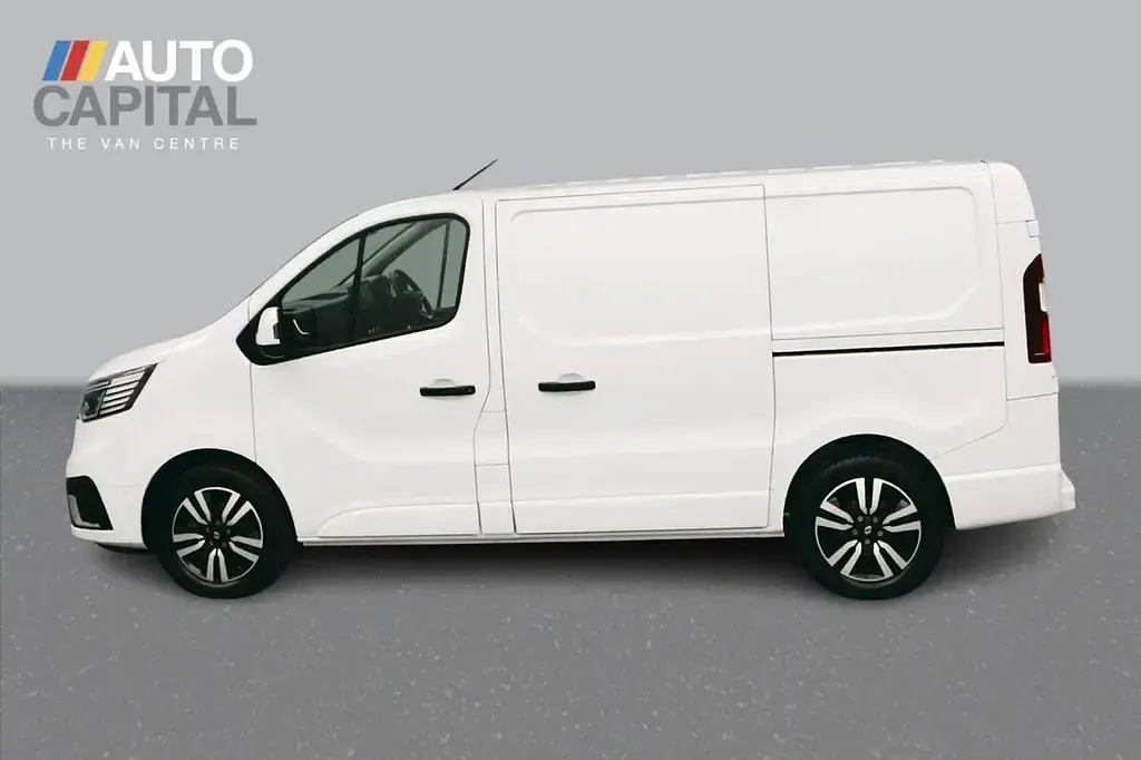 Used Renault Trafic 150 HP (110 kW) 2025 White
