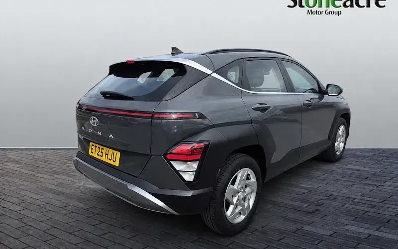 Used Hyundai Kona Advanced 138 HP (101 kW) 2025 Grey SUV