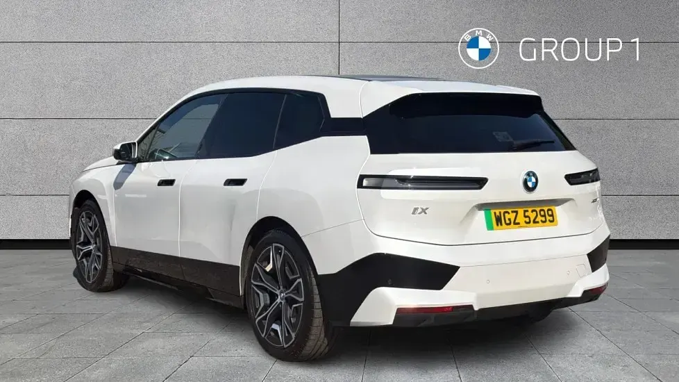 Used BMW iX M Sport 236 kW (322 HP) 2022 White SUV