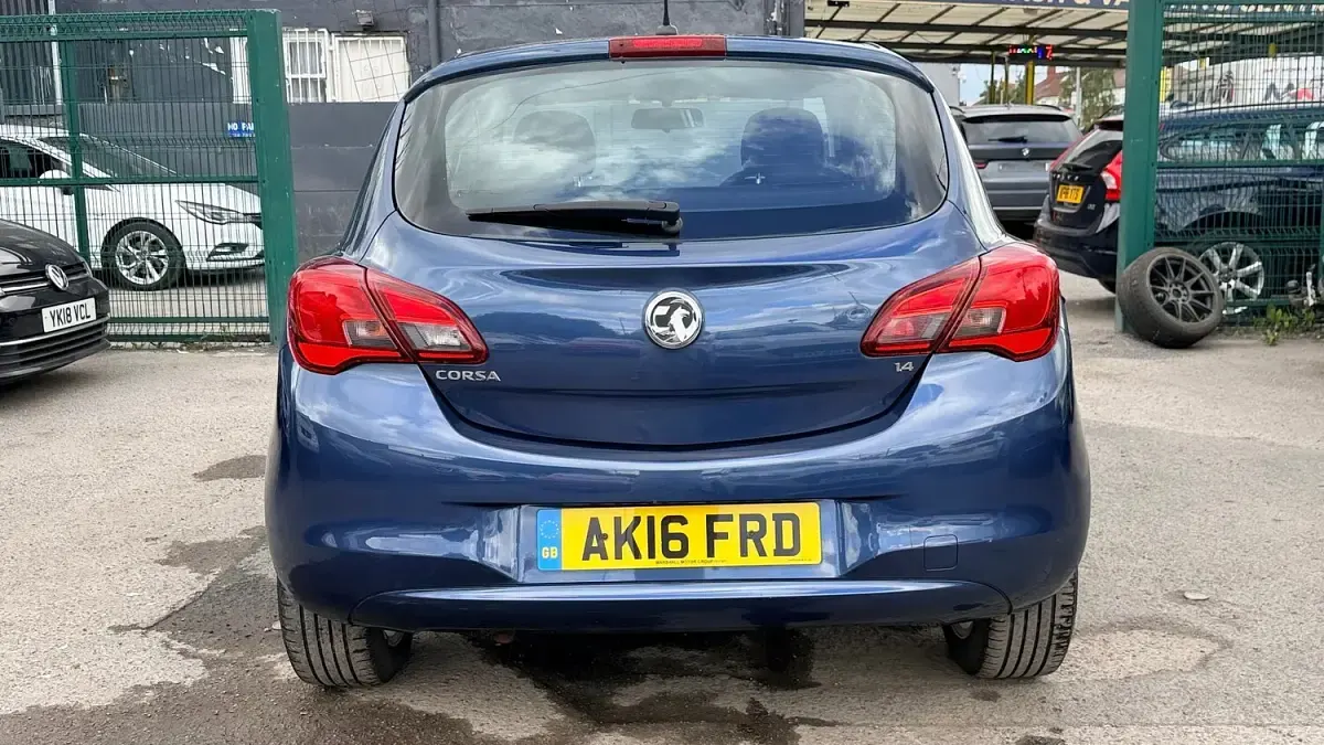 Used Vauxhall Corsa 75 HP (55 kW) 2016 Blue Hatchback