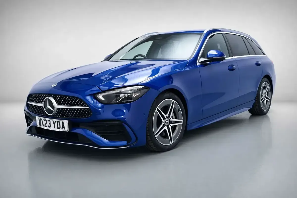 Used Mercedes C200 AMG line 224 HP (164 kW) 2023 Blue Estate