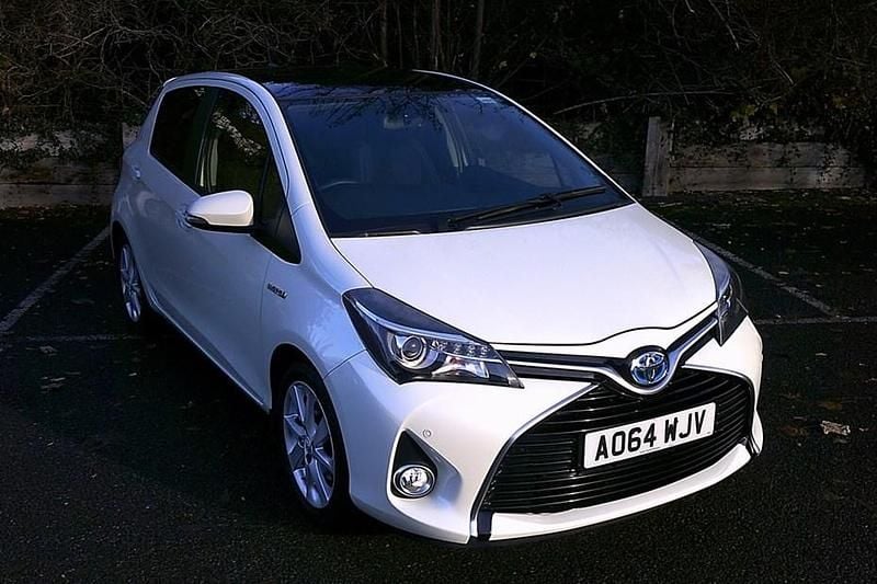 Used 2014 Toyota Yaris Hybrid | £9,495 (Fair price) - Image 1/1