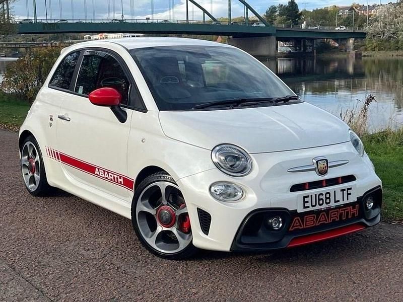 Used Abarth 595 70th Anniversary 165 HP (121 kW) 2018 White Hatchback