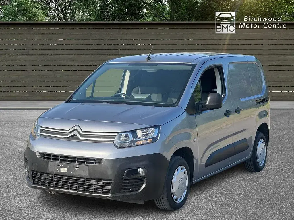 Usado Citroën Berlingo 2020 Cinzento Monovolume
