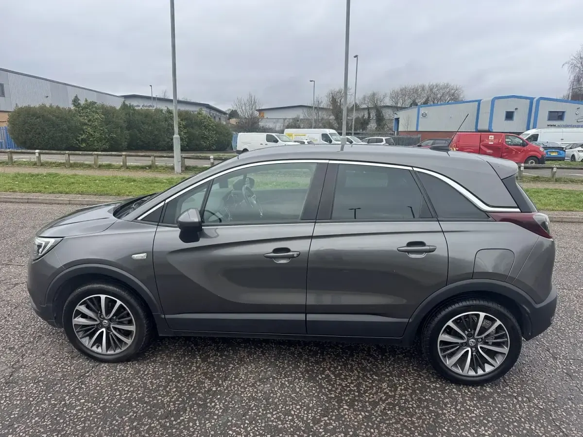 Used Vauxhall Crossland X Elite 130 HP (95 kW) 2020 Grey SUV