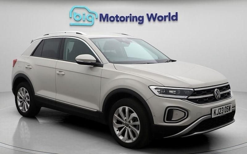 Used 2023 VW T-Roc Style SUV | £19,100 (Good price) - Image 1/4